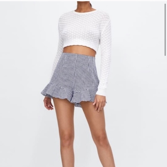 ZARA Gingham Ruffle Shorts - Picture 2 of 9